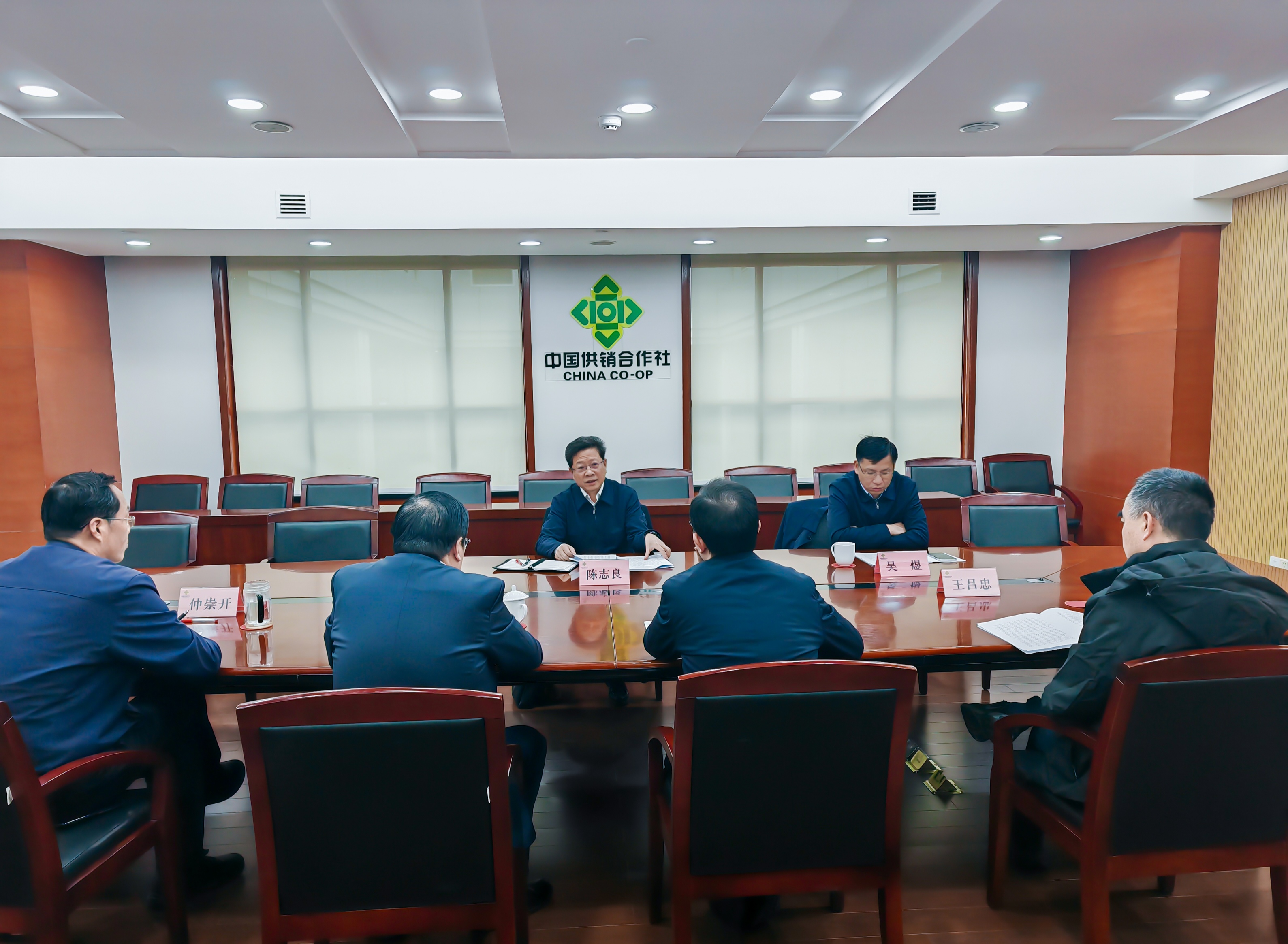 市领导调研供销合作社工作