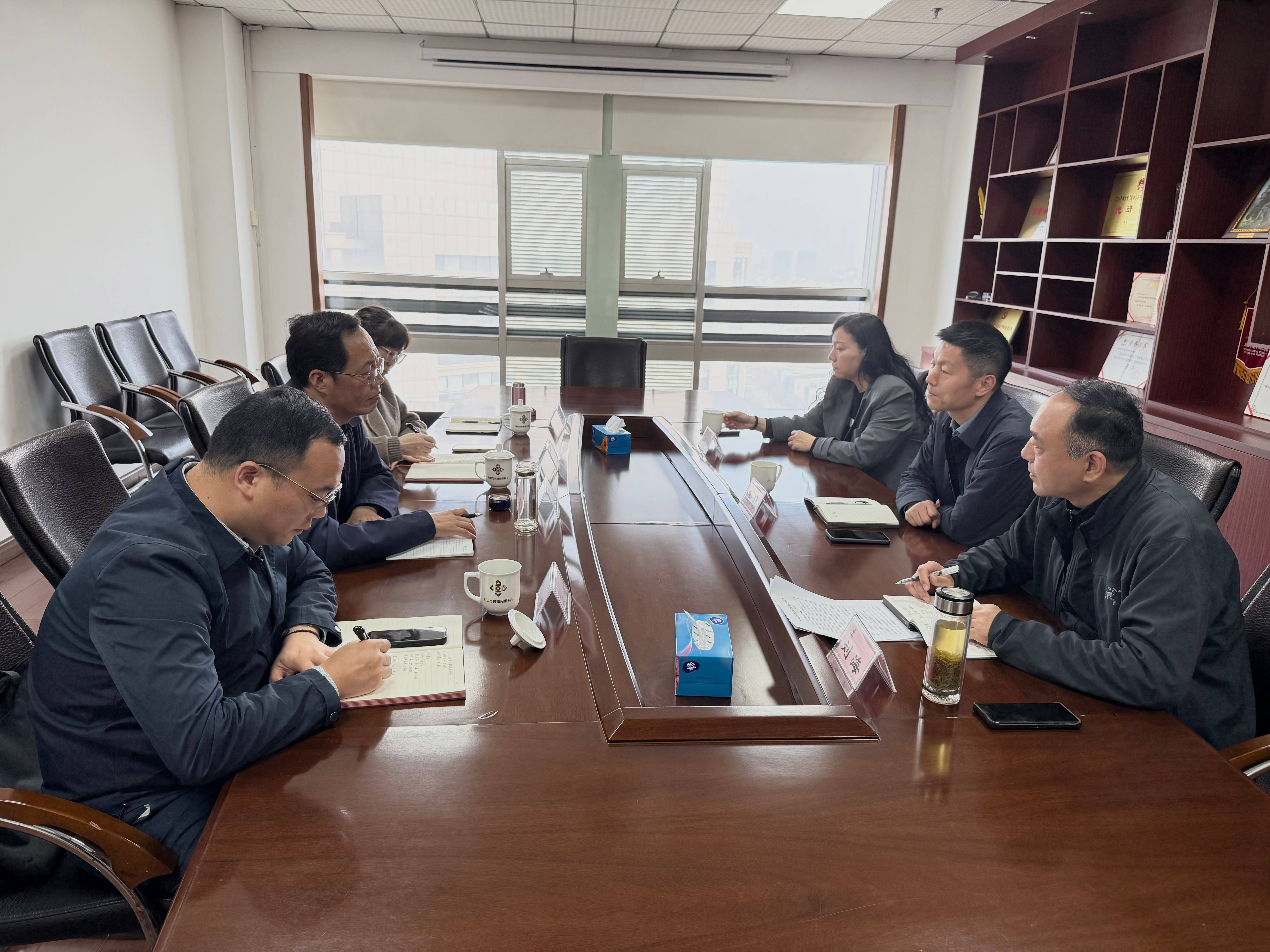 市供销总社赴南京市社专题学习调研